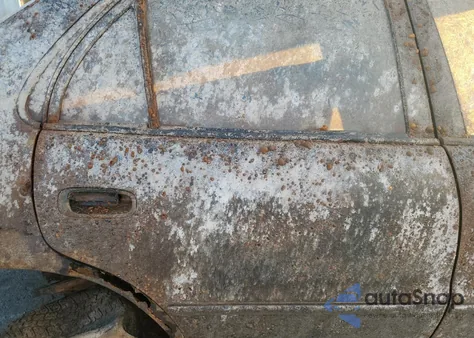 1999 Toyota Corolla Ve из США, поврежденный, VIN 1NXBR12E2XZ171893